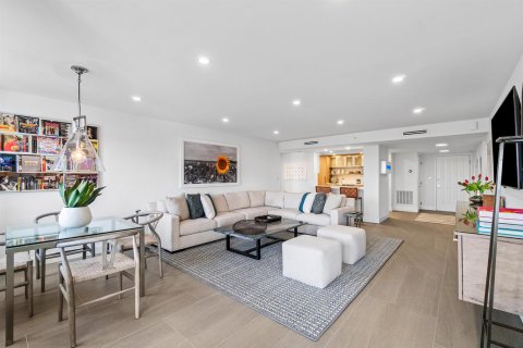 Copropriété à vendre à Highland Beach, Floride: 2 chambres, 134.89 m2 № 2147176 - photo 3