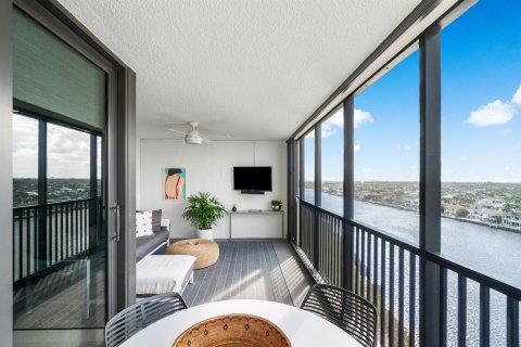 Copropriété à vendre à Highland Beach, Floride: 2 chambres, 134.89 m2 № 2147176 - photo 2