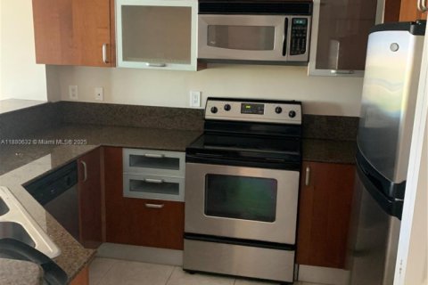 Copropriété à louer à Hallandale Beach, Floride: 2 chambres, 106.84 m2 № 1929284 - photo 10