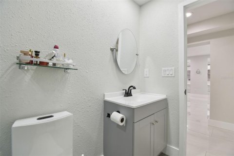 Casa en venta en Tampa, Florida, 5 dormitorios, 327.11 m2 № 1796966 - foto 29