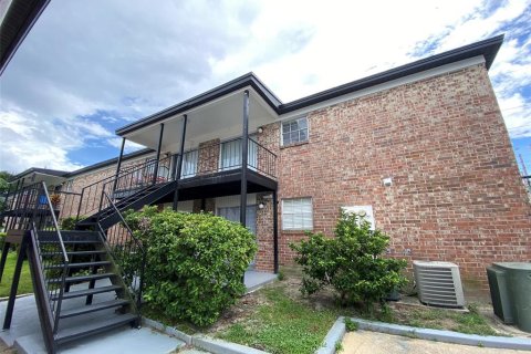 Condo in Orlando, Florida, 1 bedroom  № 1878300 - photo 12
