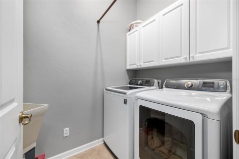 Casa en venta en Gainesville, Florida, 3 dormitorios, 175.96 m2 № 2150761 - foto 29