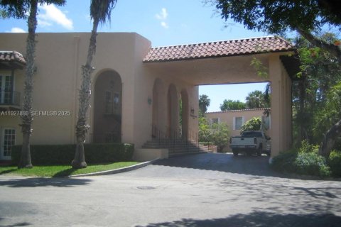 Copropriété à louer à Miami, Floride: 1 chambre, 65.87 m2 № 2193590 - photo 19