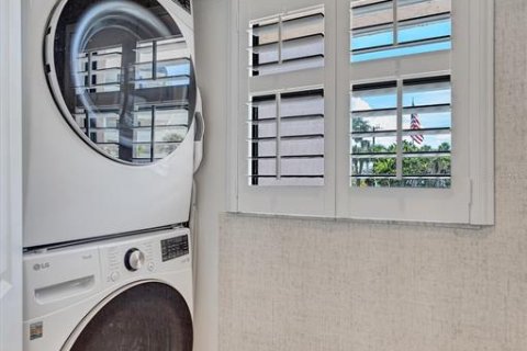 Condominio en venta en Sarasota, Florida, 2 dormitorios, 117.52 m2 № 1832148 - foto 23