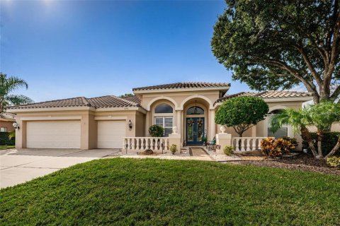 Casa en alquiler en Trinity, Florida, 4 dormitorios, 257.8 m2 № 1904172 - foto 1