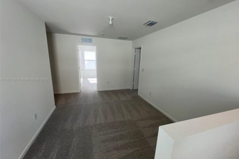 Casa en alquiler en Port St. Lucie, Florida, 6 dormitorios, 236.9 m2 № 1976089 - foto 7