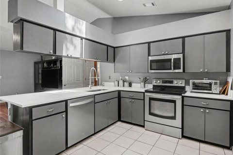 Villa ou maison à vendre à Palmetto, Floride: 3 chambres, 137.96 m2 № 2437362 - photo 2