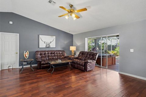 Villa ou maison à vendre à Palmetto, Floride: 3 chambres, 137.96 m2 № 2437362 - photo 4