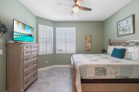 House in Vero Beach, Florida 3 bedrooms, 149.02 sq.m. № 1919080 - photo 12