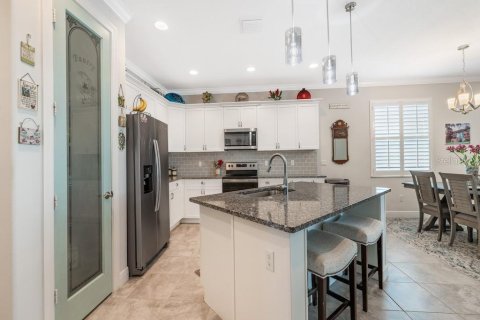 House in Vero Beach, Florida 3 bedrooms, 149.02 sq.m. № 1919080 - photo 9