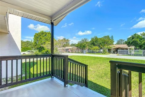 House in Lake Wales, Florida 2 bedrooms, 138.8 sq.m. № 1883488 - photo 7
