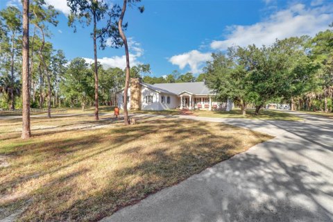Casa en venta en Naples, Florida, 4 dormitorios, 455.31 m2 № 1878817 - foto 1