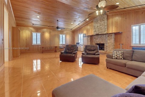 Casa en venta en Naples, Florida, 4 dormitorios, 455.31 m2 № 1878817 - foto 25