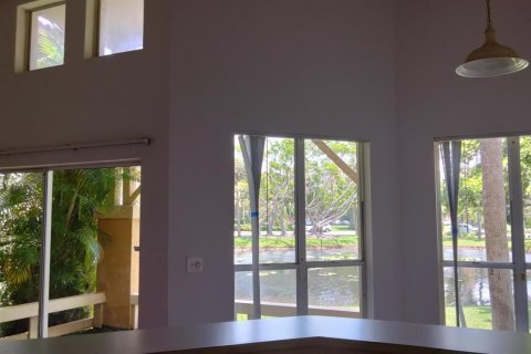 Condo in West Palm Beach, Florida, 2 bedrooms  № 2181743
