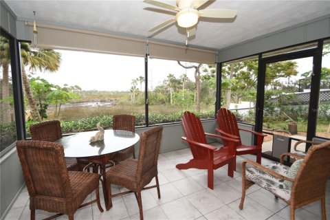 Villa ou maison à louer à Palm Coast, Floride: 2 chambres, 118.26 m2 № 1564895 - photo 22