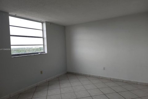 Condominio en venta en Miami, Florida, 2 dormitorios, 86.86 m2 № 1845653 - foto 8