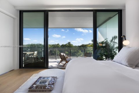 Copropriété à vendre à Miami Beach, Floride: 2 chambres, 135.36 m2 № 2042013 - photo 10