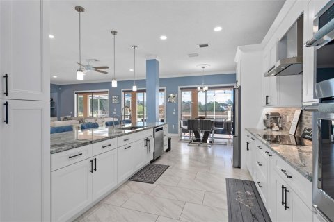 Casa en venta en Windermere, Florida, 6 dormitorios, 504.46 m2 № 2133934 - foto 4
