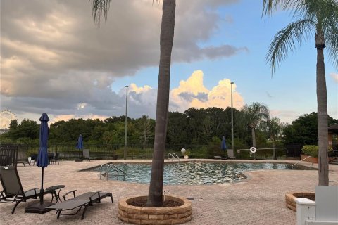 Condominio en alquiler en Orlando, Florida, 1 dormitorio, 51.84 m2 № 1901627 - foto 10