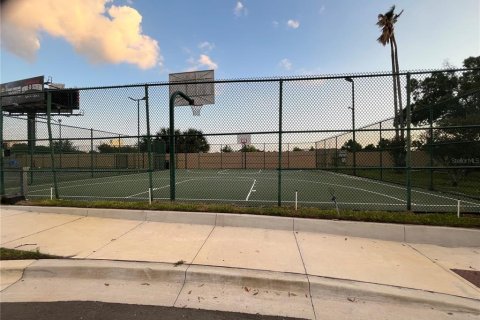 Condominio en alquiler en Orlando, Florida, 1 dormitorio, 51.84 m2 № 1901627 - foto 13