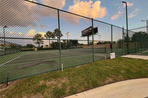 Condominio en alquiler en Orlando, Florida, 1 dormitorio, 51.84 m2 № 1901627 - foto 14