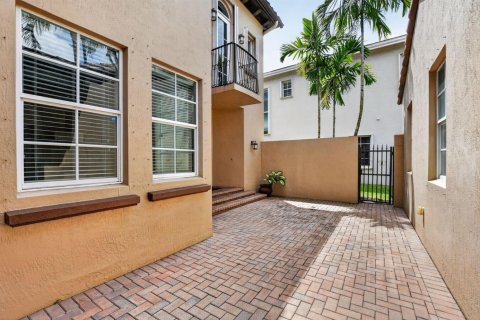 Casa en venta en Parkland, Florida, 5 dormitorios, 343.83 m2 № 2378790 - foto 9
