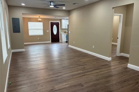 Villa ou maison à vendre à Auburndale, Floride: 4 chambres, 113.81 m2 № 2413434 - photo 7