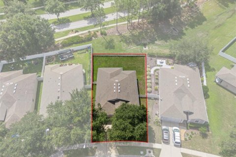 Casa en venta en Spring Hill, Florida, 3 dormitorios, 147.53 m2 № 1850110 - foto 2