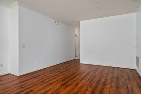 Casa en venta en Spring Hill, Florida, 3 dormitorios, 147.53 m2 № 1850110 - foto 11