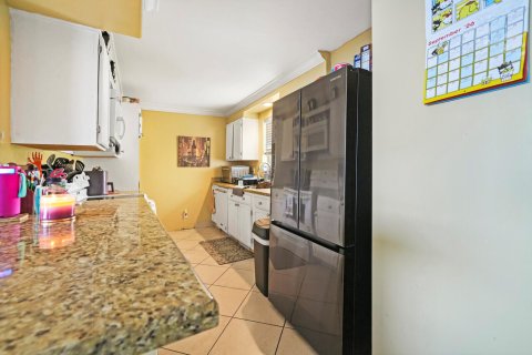 Copropriété à vendre à Boynton Beach, Floride: 2 chambres, 92.53 m2 № 2407604 - photo 4