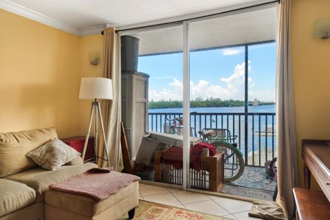 Copropriété à vendre à Boynton Beach, Floride: 2 chambres, 92.53 m2 № 2407604 - photo 7