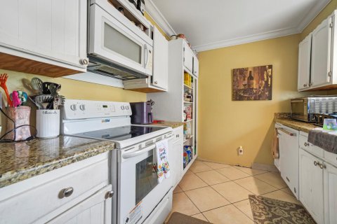Copropriété à vendre à Boynton Beach, Floride: 2 chambres, 92.53 m2 № 2407604 - photo 3