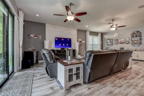 Villa ou maison à vendre à New Port Richey, Floride: 4 chambres, 192.59 m2 № 1866650 - photo 26