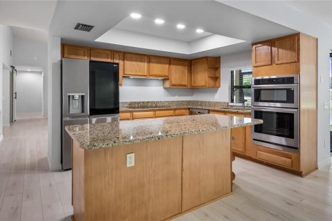 House in Orlando, Florida 4 bedrooms, 205.96 sq.m. № 1804707 - photo 9
