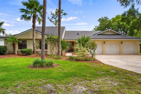 House in Orlando, Florida 4 bedrooms, 205.96 sq.m. № 1804707 - photo 1