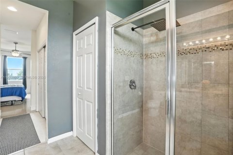 Villa ou maison à vendre à Cape Coral, Floride: 4 chambres № 1976723 - photo 21