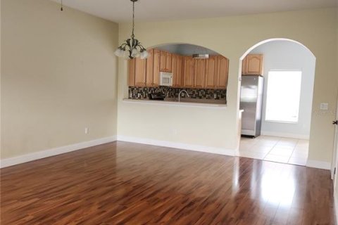 House in Orlando, Florida 3 bedrooms, 126.35 sq.m. № 1883143 - photo 3