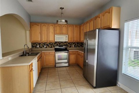House in Orlando, Florida 3 bedrooms, 126.35 sq.m. № 1883143 - photo 4