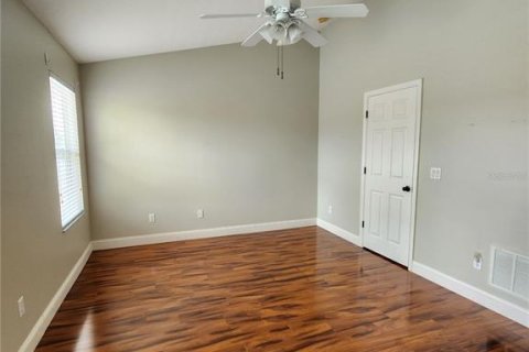 House in Orlando, Florida 3 bedrooms, 126.35 sq.m. № 1883143 - photo 25