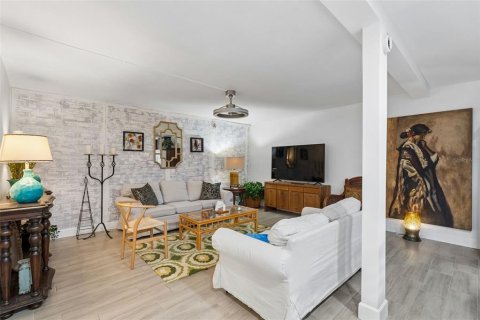 Copropriété à vendre à Casselberry, Floride: 2 chambres, 113.71 m2 № 2314178 - photo 5