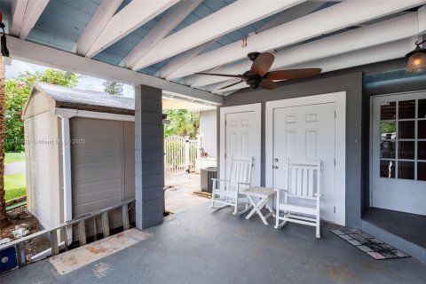 Casa en venta en Delray Beach, Florida, 4 dormitorios, 155.7 m2 № 1849094 - foto 23