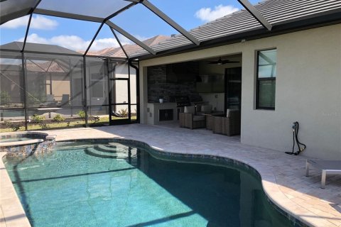 House in LAKEWOOD NATIONAL in Bradenton, Florida 3 bedrooms, 208.66 sq.m. № 1295887 - photo 23
