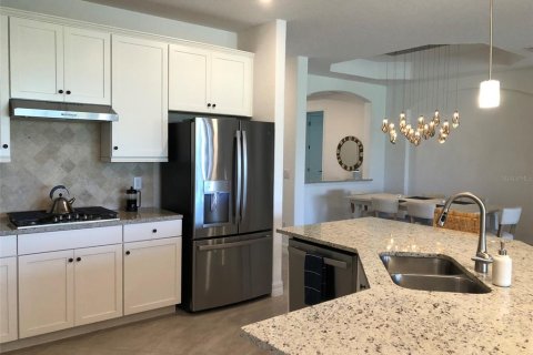 House in LAKEWOOD NATIONAL in Bradenton, Florida 3 bedrooms, 208.66 sq.m. № 1295887 - photo 16