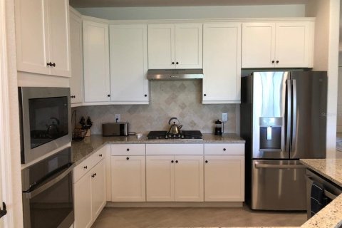 House in LAKEWOOD NATIONAL in Bradenton, Florida 3 bedrooms, 208.66 sq.m. № 1295887 - photo 15