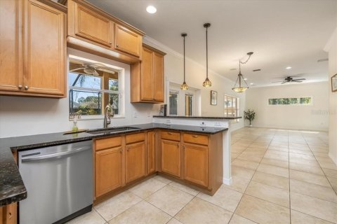 Villa ou maison à vendre à Palm Coast, Floride: 5 chambres, 288.55 m2 № 2112988 - photo 19