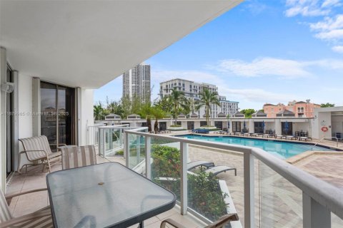 Купить кондоминиум в Авентура, Флорида 1 спальня, 128.58м2, № 1932408 - фото 18