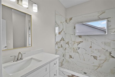 House in Orlando, Florida 3 bedrooms, 155.89 sq.m. № 1843967 - photo 28