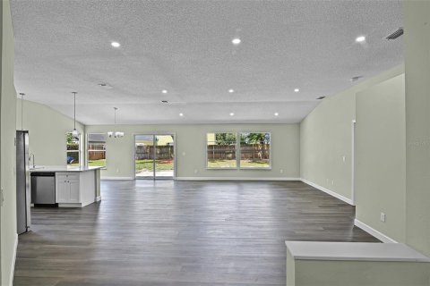 House in Orlando, Florida 3 bedrooms, 155.89 sq.m. № 1843967 - photo 8