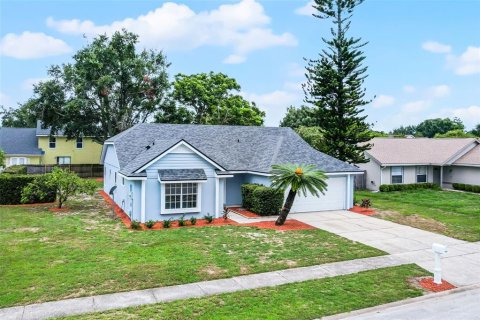 House in Orlando, Florida 3 bedrooms, 155.89 sq.m. № 1843967 - photo 3