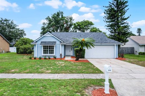 House in Orlando, Florida 3 bedrooms, 155.89 sq.m. № 1843967 - photo 2